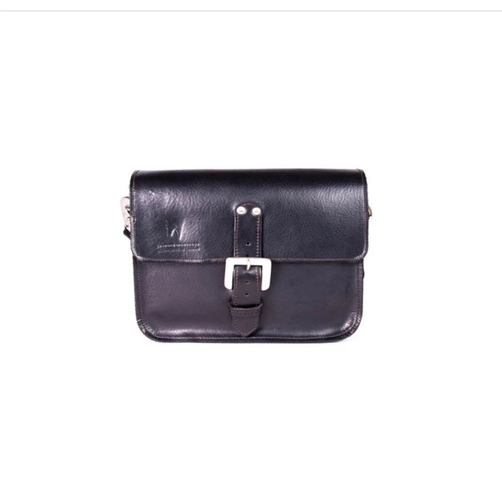 M&M Leather Workshop | The Chalk Farm in Black